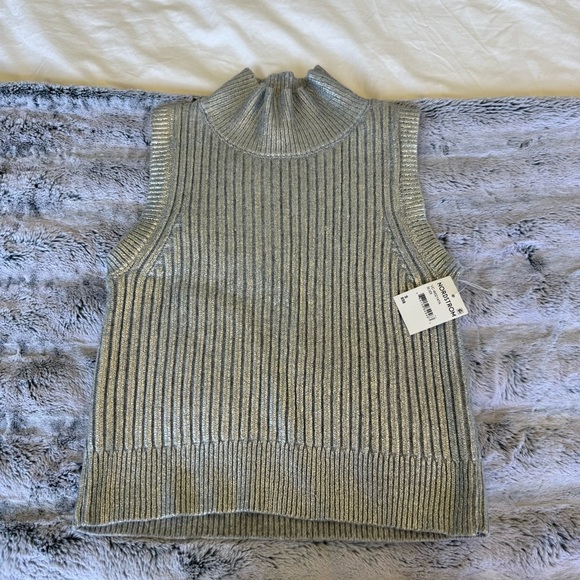 VIGOSS Silver Sweater Vest - Picture 2 of 4